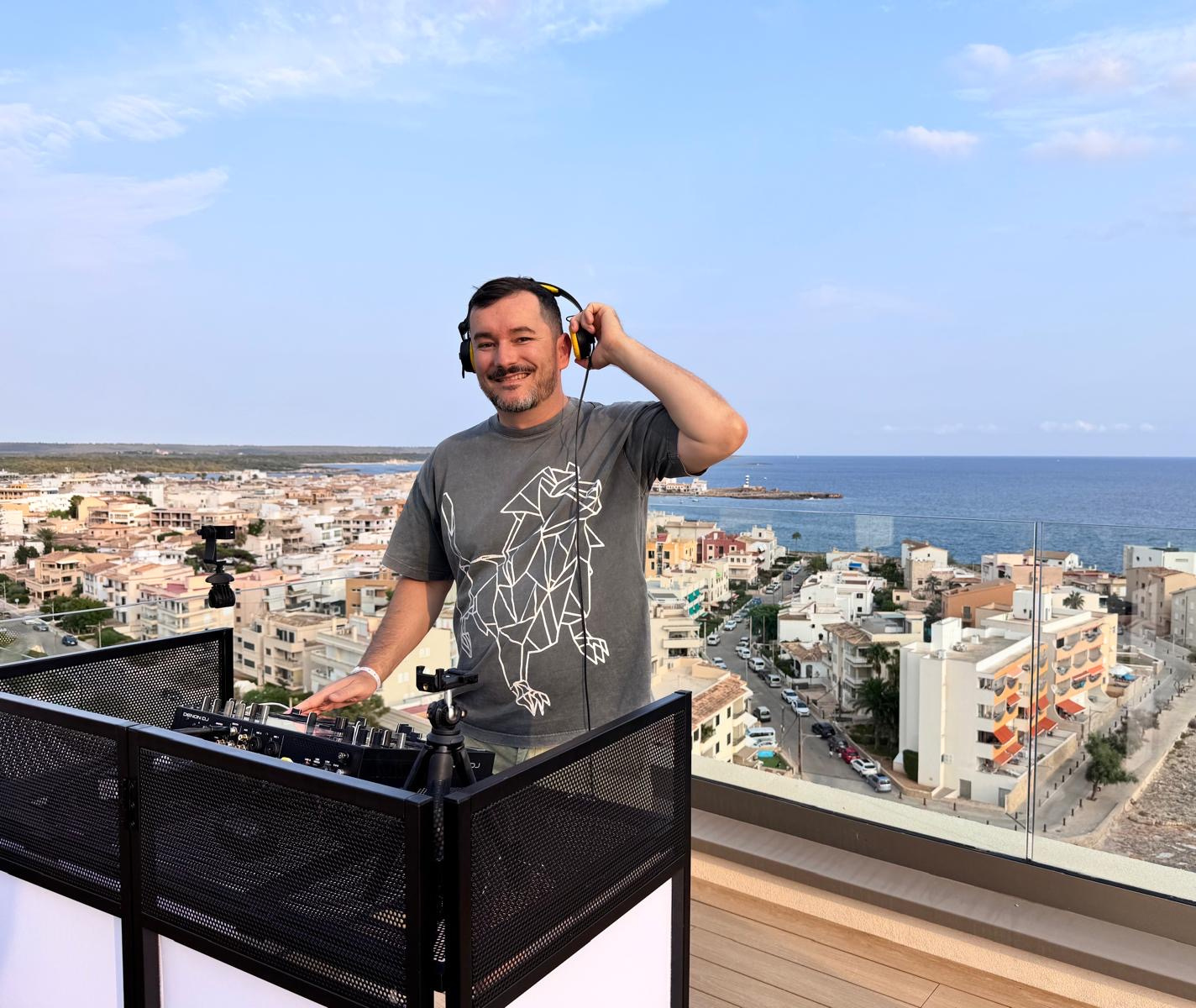 DJ von 25heartbeats bei einem stilvollen Event